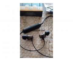 Auriculares  iwotto  15  € - 8/10