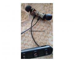 Auriculares  iwotto  15  € - 9/10
