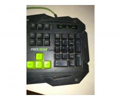 Teclado  gaming  20  € - 9/10