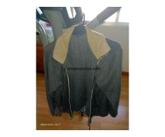 Chaqueta  polar  gris   10  € - 4/10