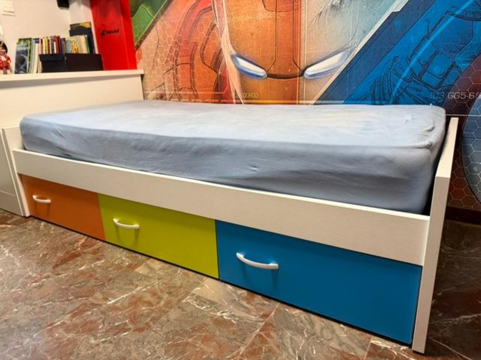 Cama infantil muy buen estado