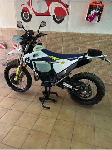 Husqvarna – 300 TE MODELO 2021