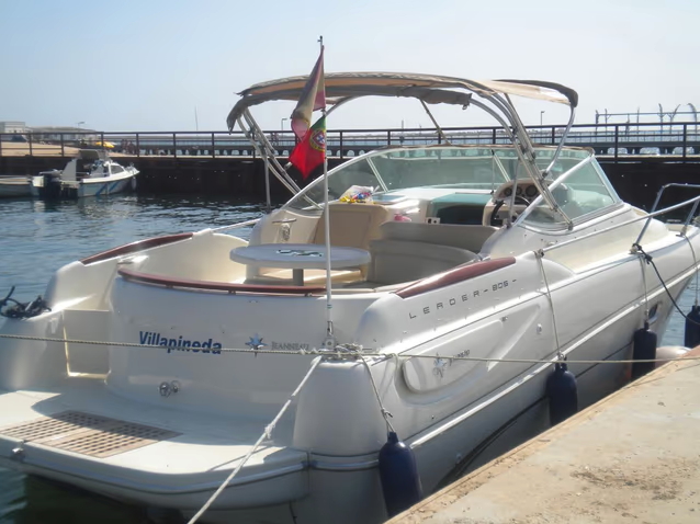 Jeanneau leader 805 is