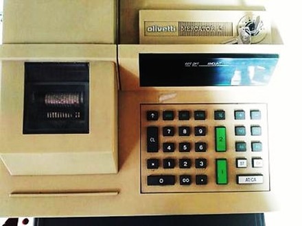 Vendo caja registradora olivetti modelo merkator 10