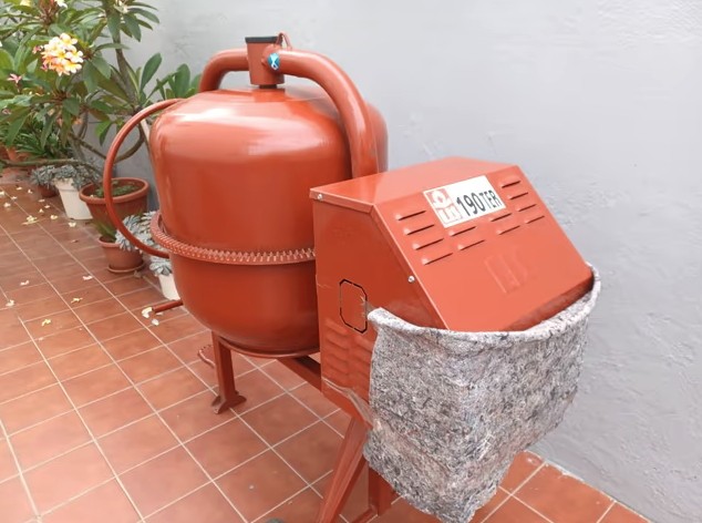 Hormigonera profesional lis190