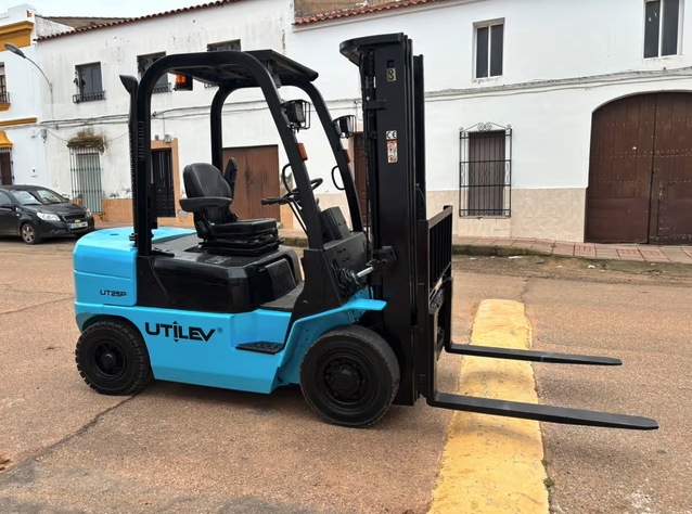 Carretilla elevadora diesel año 2019