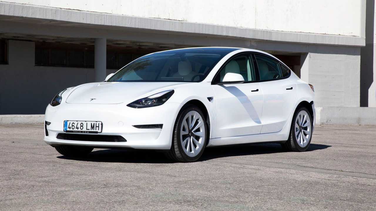 Coche eléctrico Tesla Model 3
