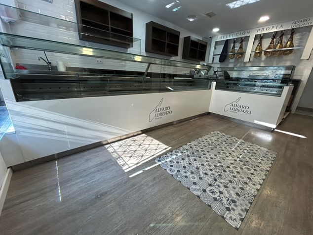 Se venden vitrinas refrigeradas