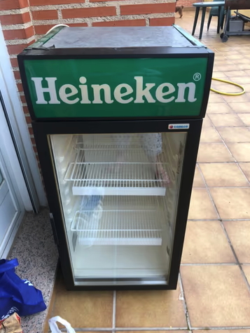 Nevera bebida bar