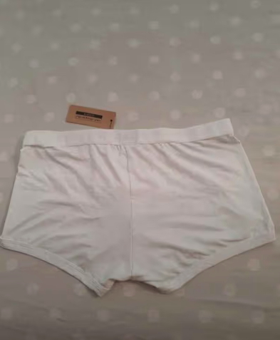 Short blanco
