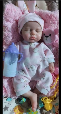 Niña reborn 33cm silicona