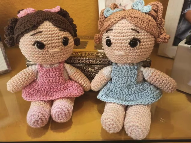 Preciosa muñeca de crochet