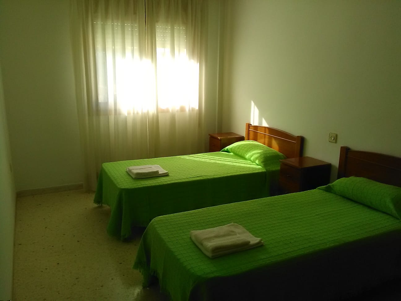 Moto gp 2026 motorland aragon, pisos disponibles