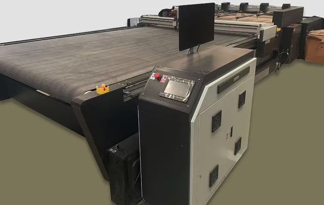 Mesa de corte digital knf50 – 300×200 cm