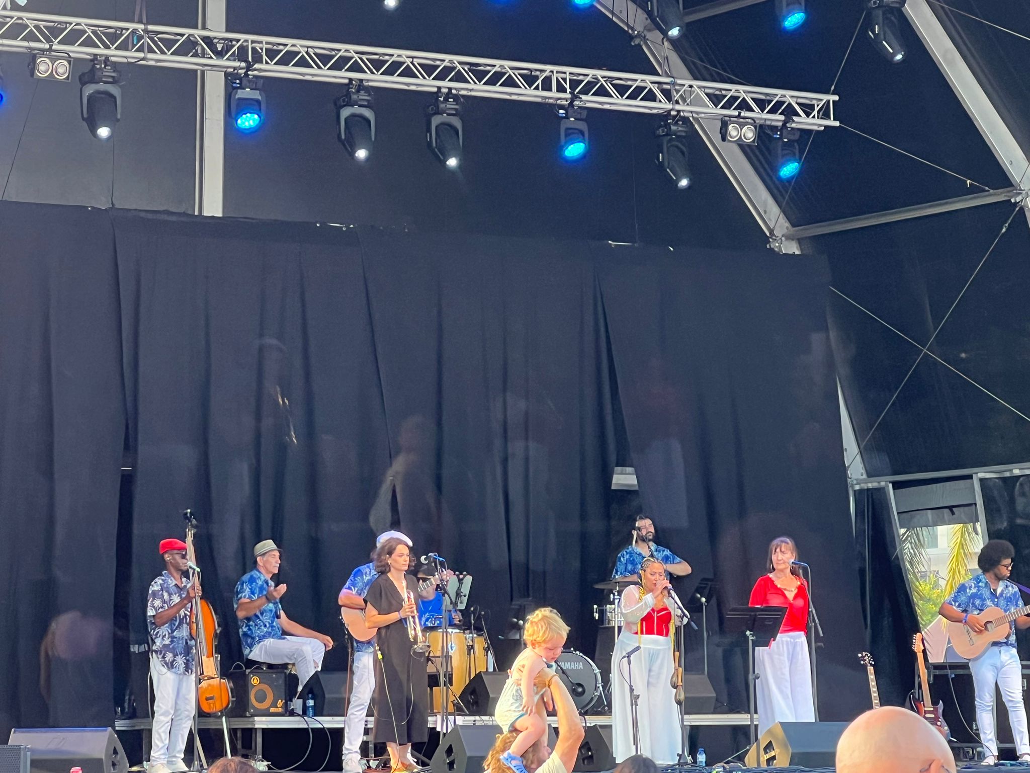 Conjunto tradicion cariñosa