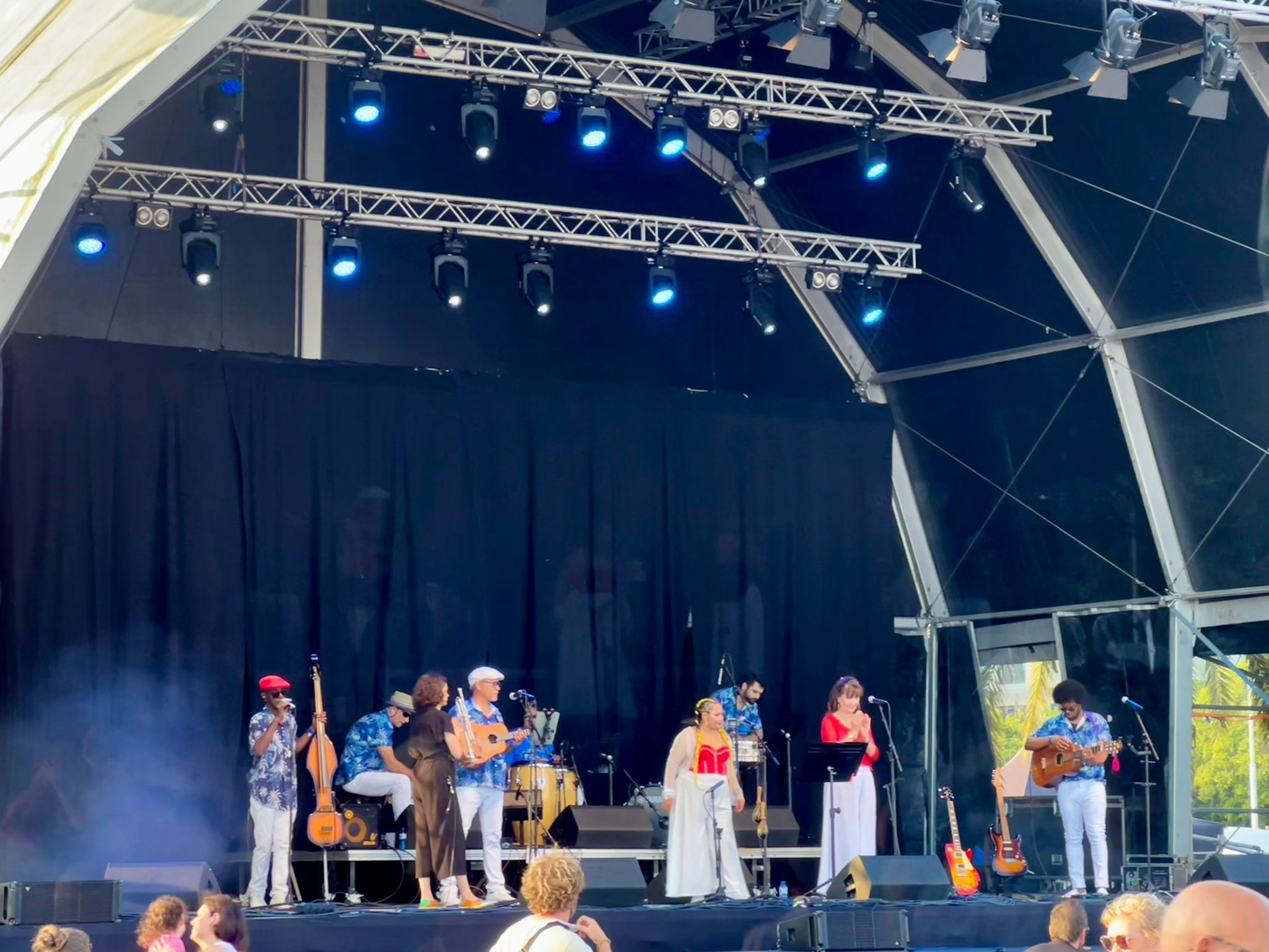 Conjunto tradicion cariñosa