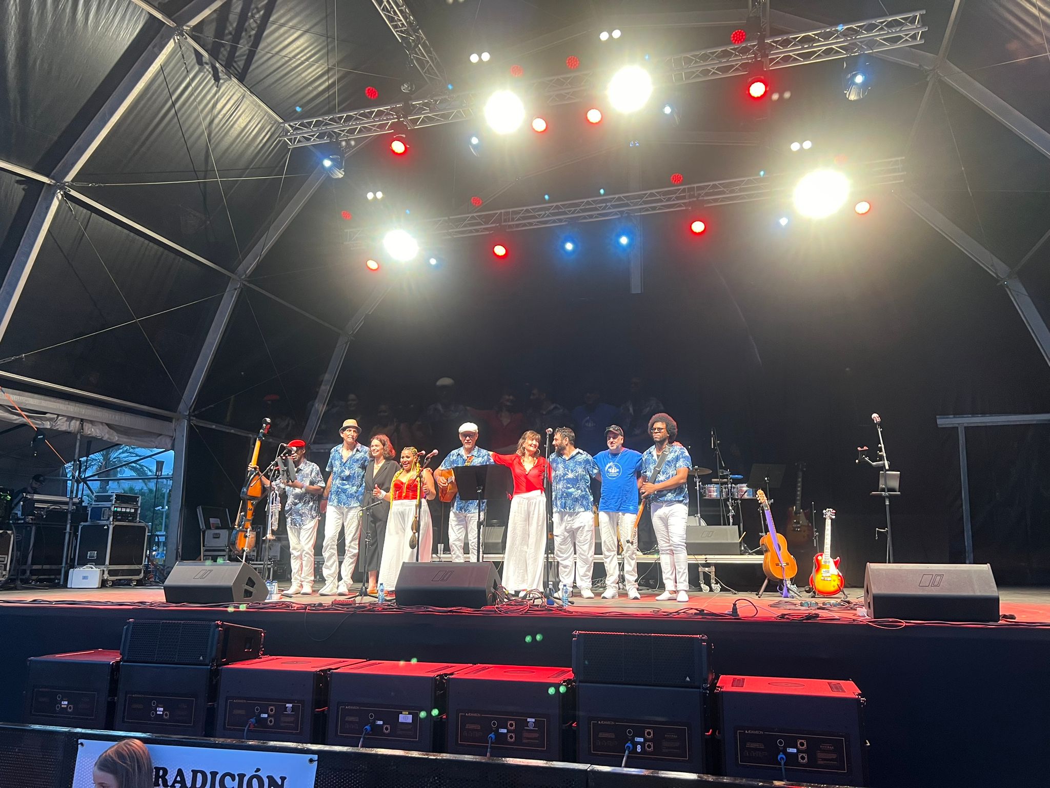 Conjunto tradicion cariñosa