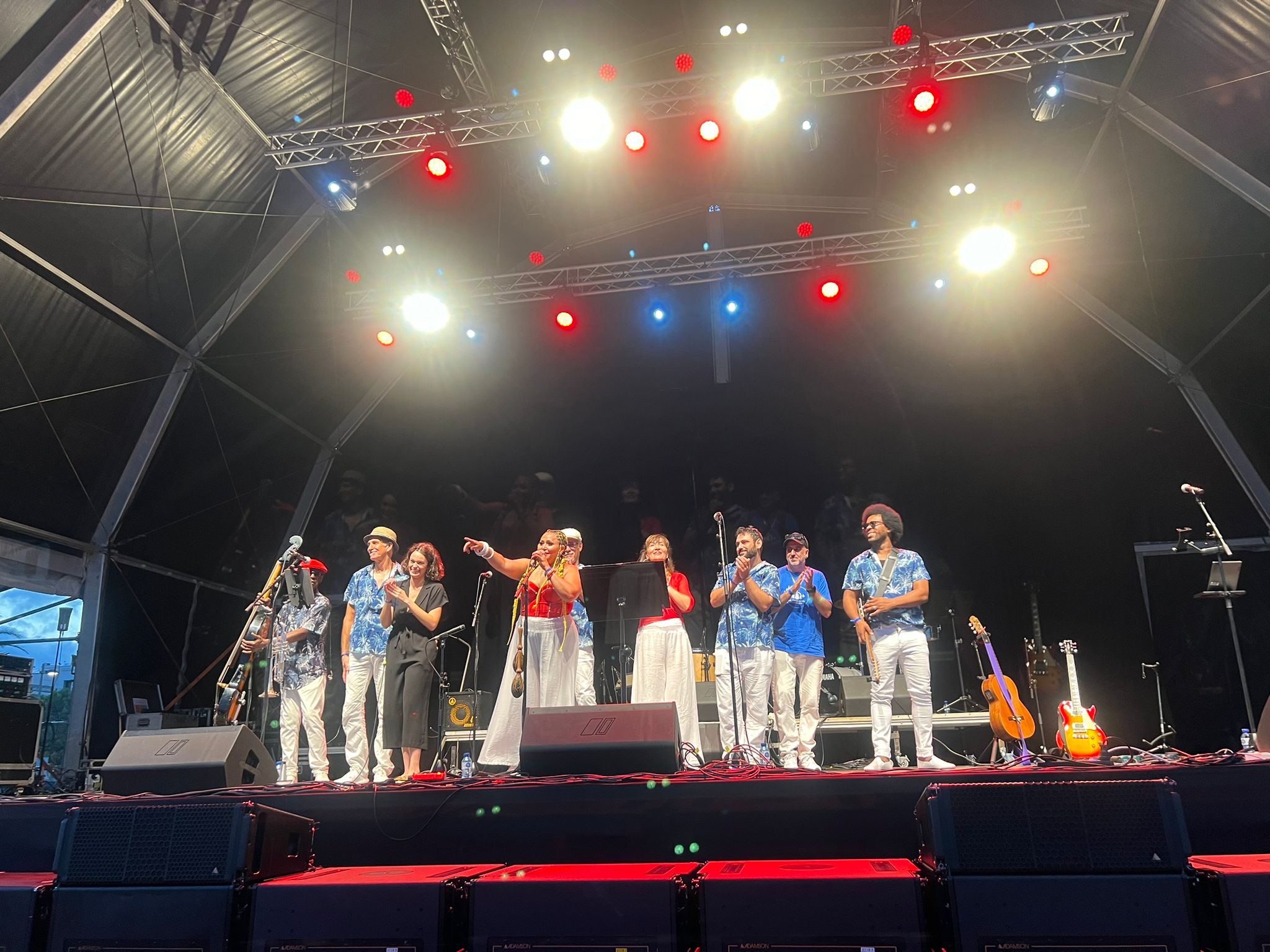 Conjunto tradicion cariñosa