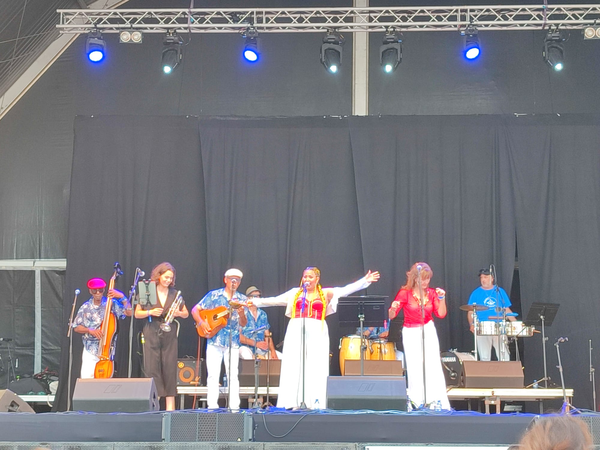 Conjunto tradicion cariñosa