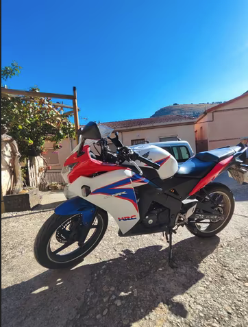 Honda cbr 125