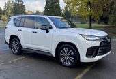 Neatly 2022 lexus lx 600 premium