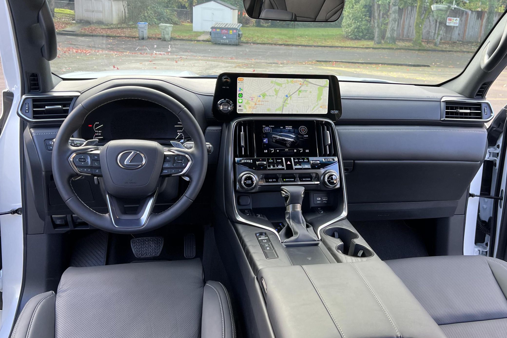 Neatly 2022 lexus lx 600 premium