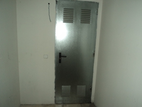 Trastero en alquiler pta del angel nuevo seguridad 24 h.con todos los servicios