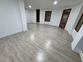 Suelos de maderas laminados vinilos spc