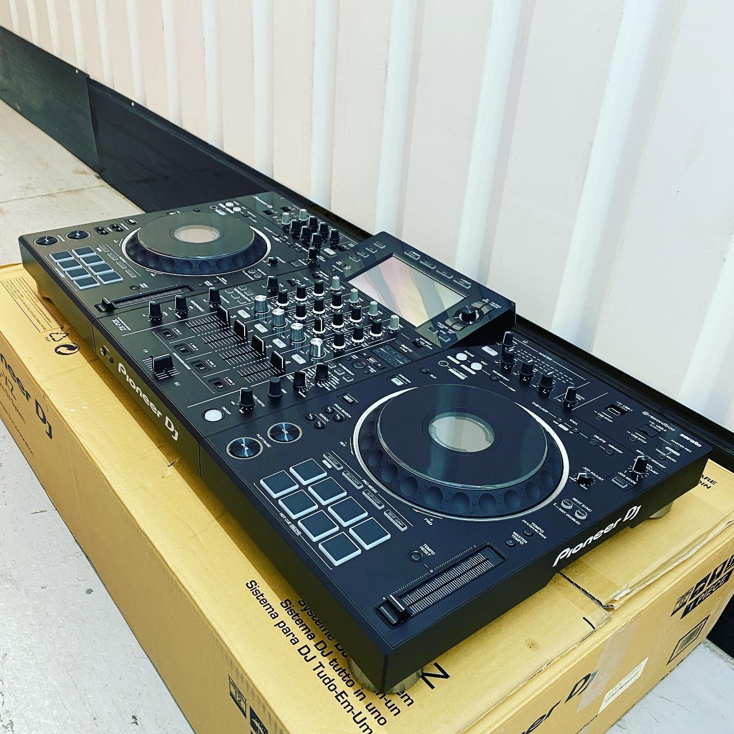 Alphatheta xdj-az, alphatheta omnis-duo , pioneer dj opus-quad, pioneer dj xdj-rx3, pioneer xdj-xz, pioneer dj ddj-flx10, alphatheta  cdj-3000x , pioneer cdj-3000, pioneer dj djm-a9
