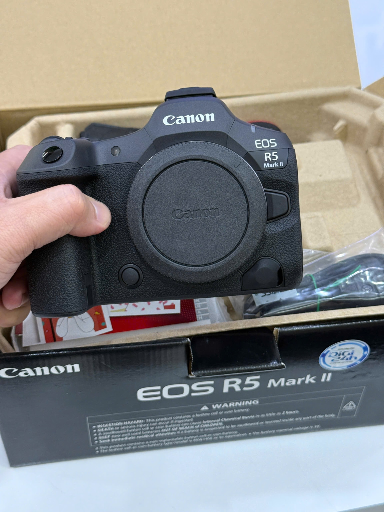 Canon eos r5 mark ii, canon eos r3, canon eos r5, canon eos r6 mark ii, canon eos r6, canon eos r7, canon eos 1d x mark iii, nikon z9,  nikon z8, nikon z 7ii
