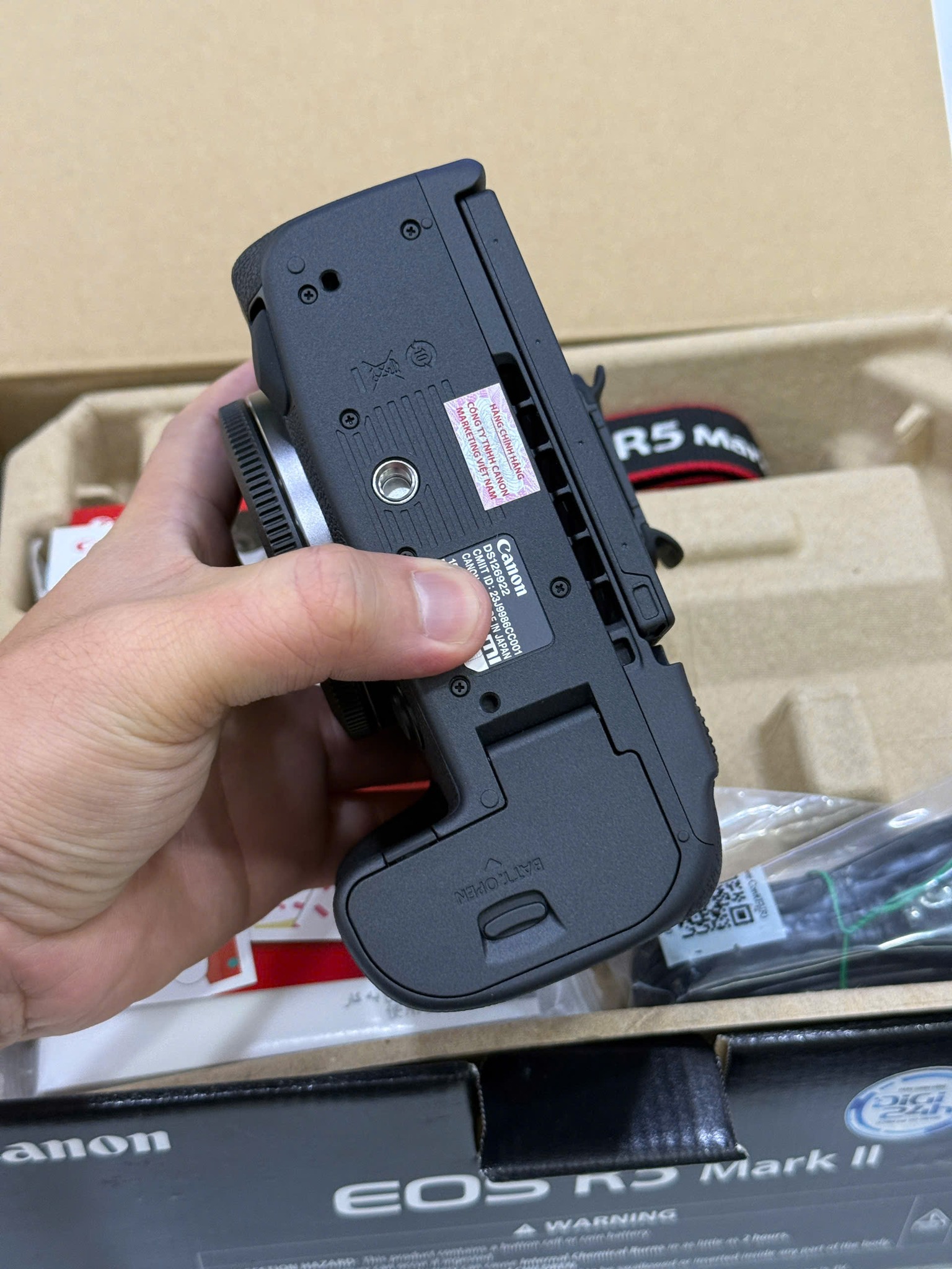 Canon eos r5 mark ii, canon eos r3, canon eos r5, canon eos r6 mark ii, canon eos r6, canon eos r7, canon eos 1d x mark iii, nikon z9,  nikon z8, nikon z 7ii