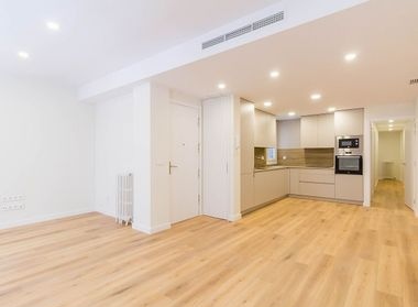 Suelos de maderas laminados vinilos spc