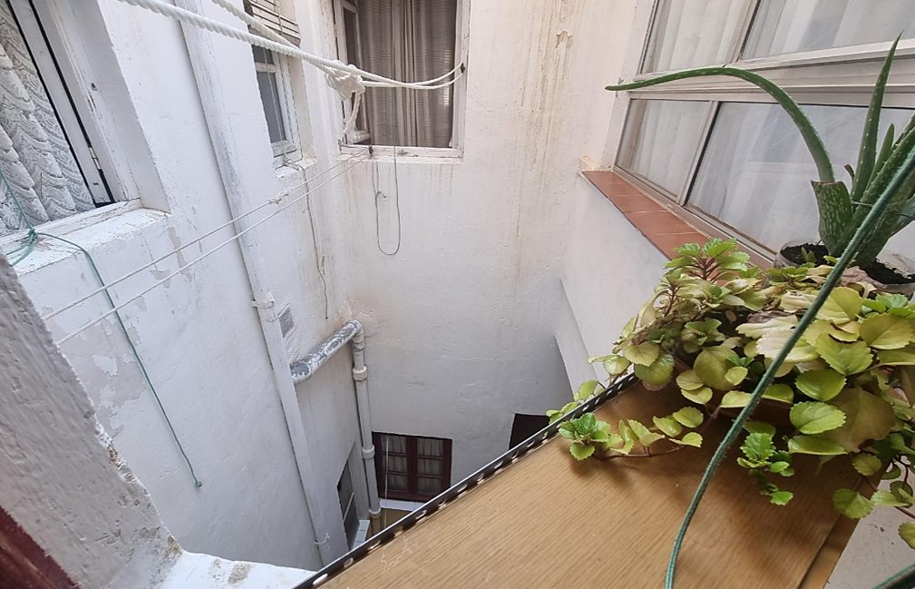 Casa plurifamiliar sin vecinos y con garajes en el centro de la ciudap