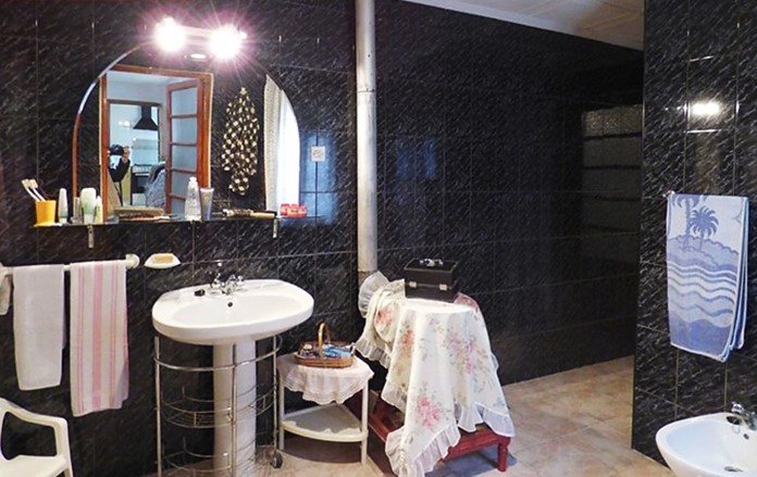 Casa plurifamiliar sin vecinos y con garajes en el centro de la ciudap