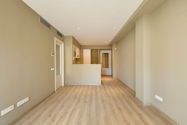 Montaje desuelos vinilos spc suelos de maderas laminados
