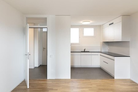 Montaje desuelos vinilos spc suelos de maderas laminados