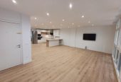 Montaje desuelos vinilos spc suelos de maderas laminados