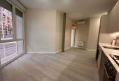Montaje desuelos vinilos spc suelos de maderas laminados