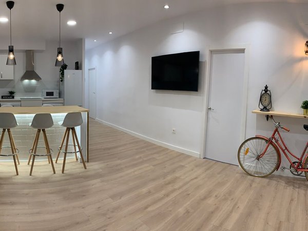 Montaje desuelos vinilos spc suelos de maderas laminados