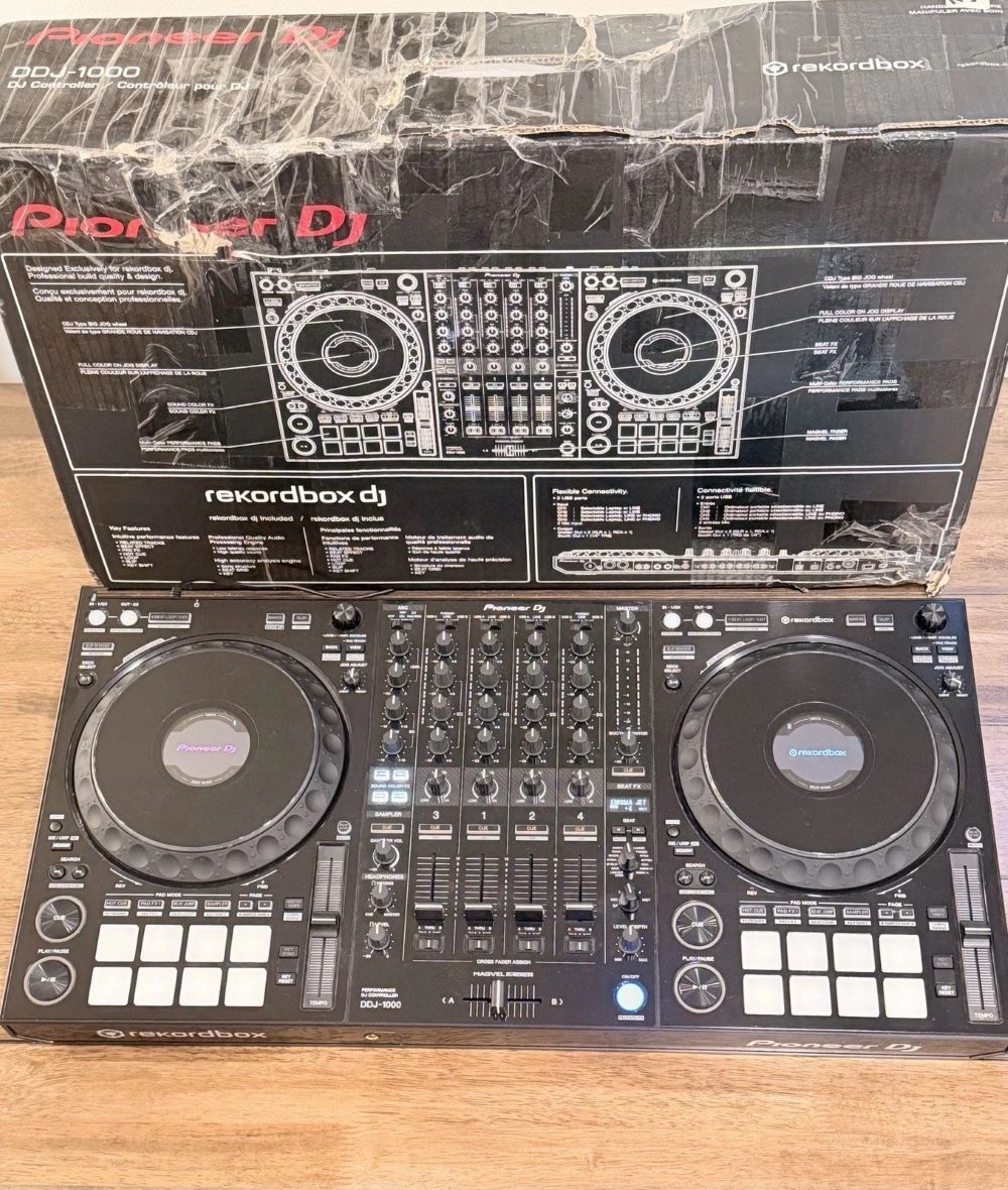 Pioneer ddj-1000 rekordbox dj controller == 700 euro